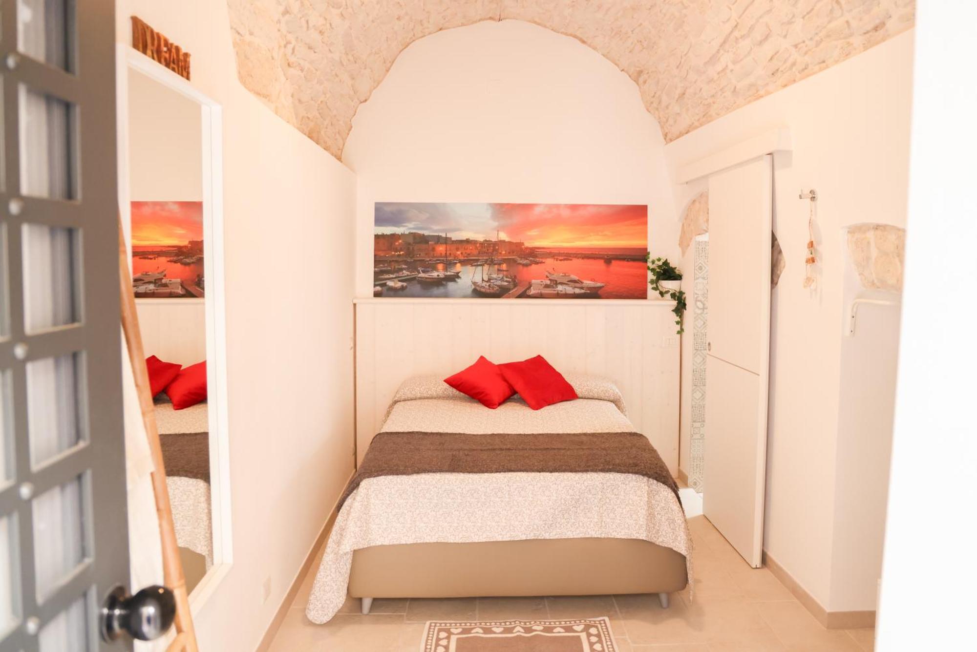 Room 20 - Piccola Camera In Pietra Bianca Джовінаццо Екстер'єр фото
